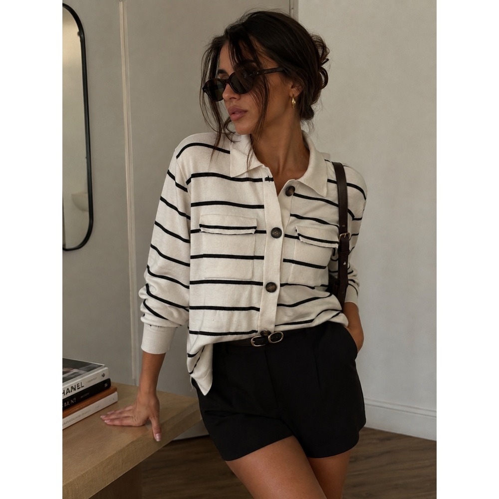 Tahari Women XL White Black Striped Button Down Boxy fit Cardigan Sweater Top